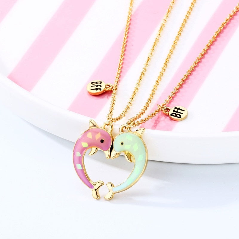 Collier Lanvin Paris Vintage - Pendentif Dauphins Et Cœur Avec Perle - Longueur <30 Cm, Métal Doré