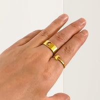 bague lune main femme