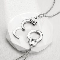 pendentif menottes colliers