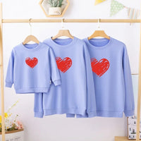 sweat bleu coeur rouge