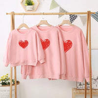 sweat rose coeur rouge