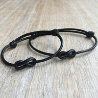 bracelet noir signe infini