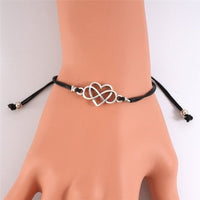 Bracelet infini avec coeur