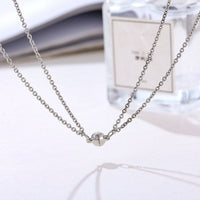 collier boucle magnétique