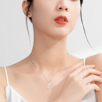 Collier Couple Main Enlacé