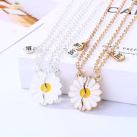 collier pétale fleur