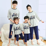 pyjama cat party famille