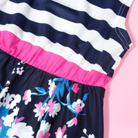 Robe Bleue Marine et Blanche